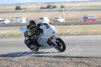 media/Feb-05-2023-Classic Track Day (Sun) [[c35aca4a42]]/Group 2/session 4 turn 4/